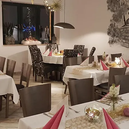 Affittacamere Gasthaus-waldbuehne *