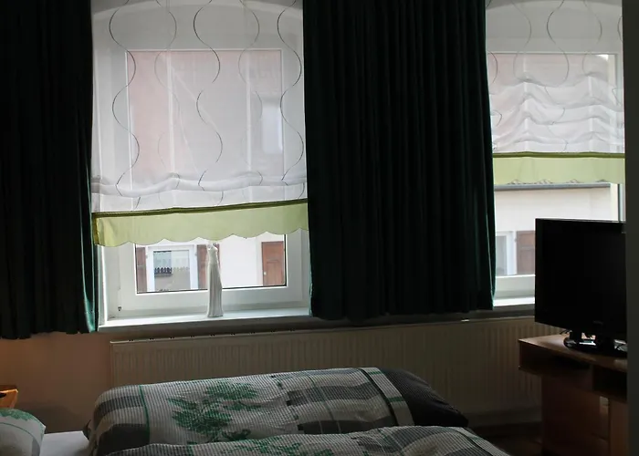 Gasthaus-waldbuehne * Teutschenthal